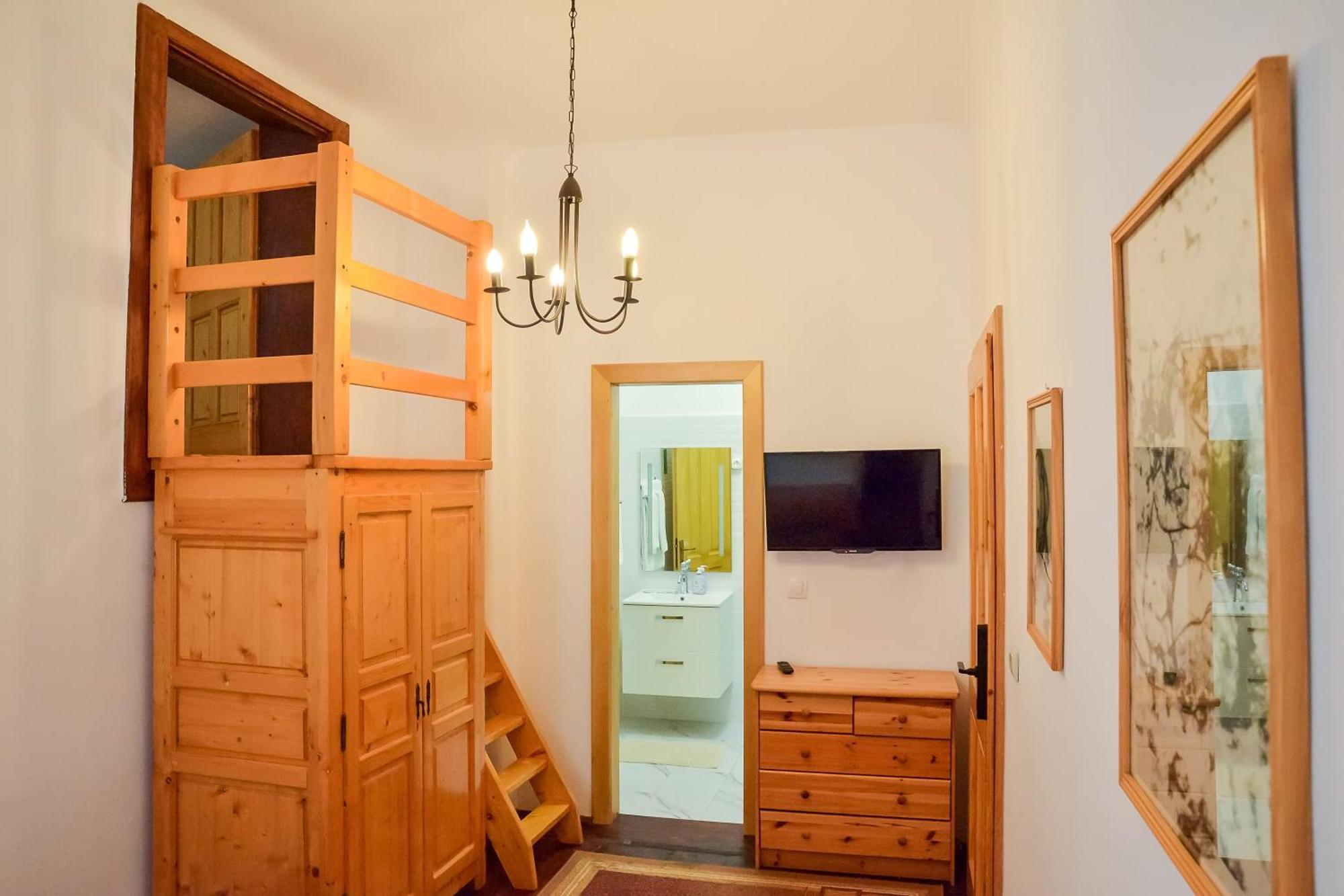 An Der Holztreppe Apartment Sighisoara Bagian luar foto