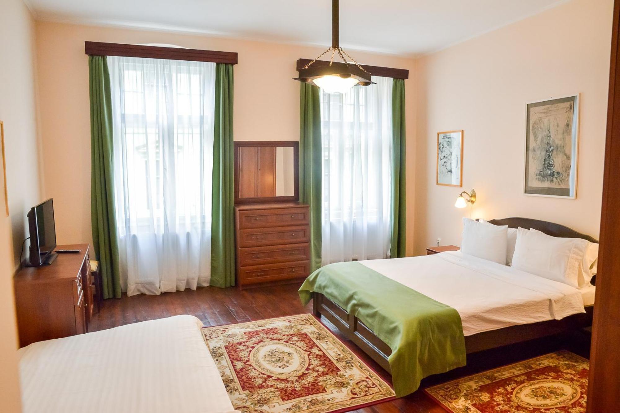 An Der Holztreppe Apartment Sighisoara Bagian luar foto