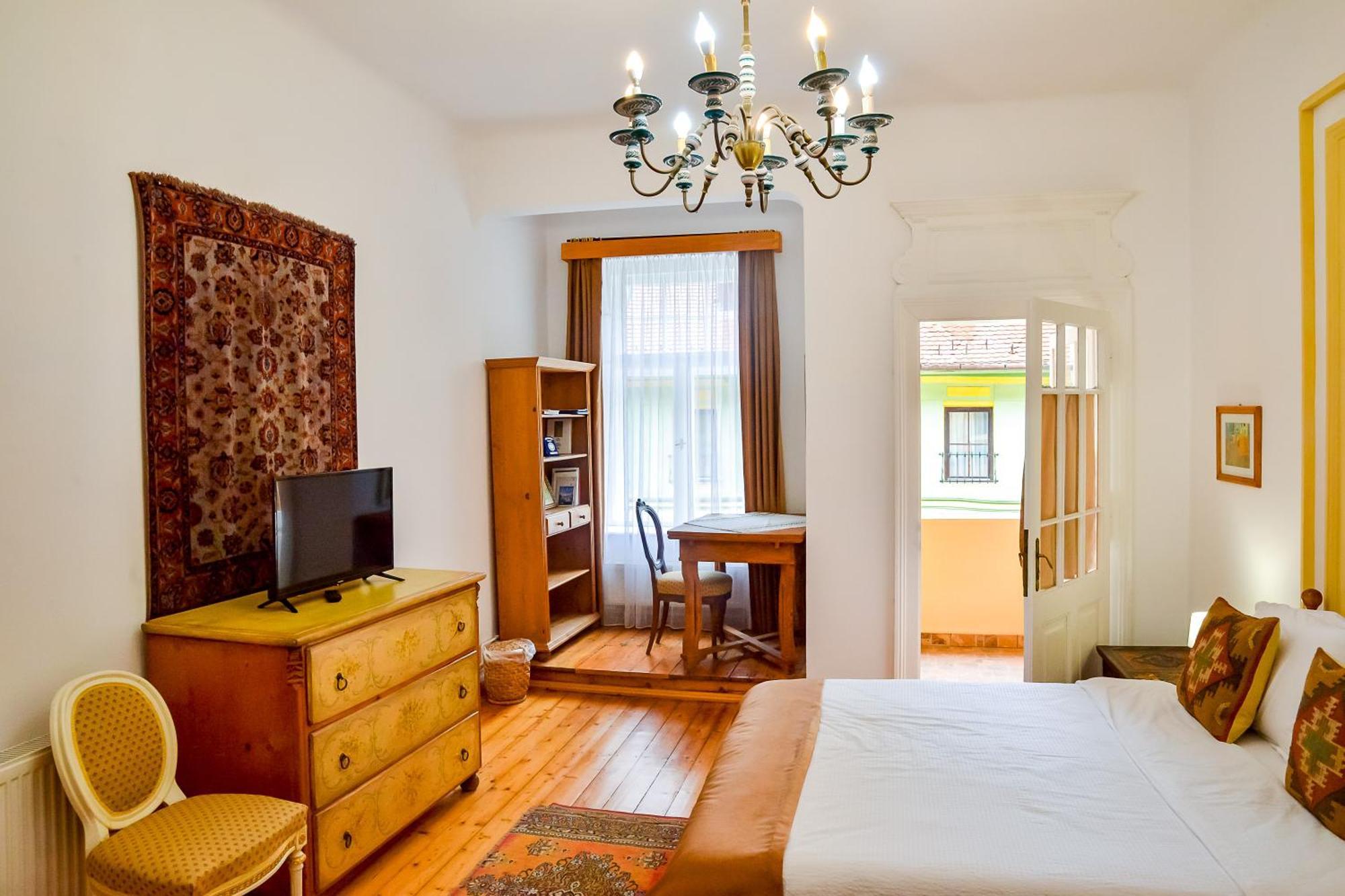 An Der Holztreppe Apartment Sighisoara Bagian luar foto