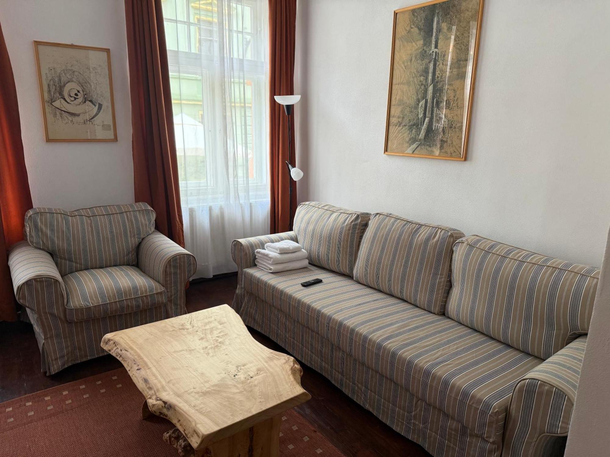 An Der Holztreppe Apartment Sighisoara Bagian luar foto